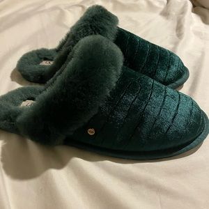 UGG Scuffette Slippers